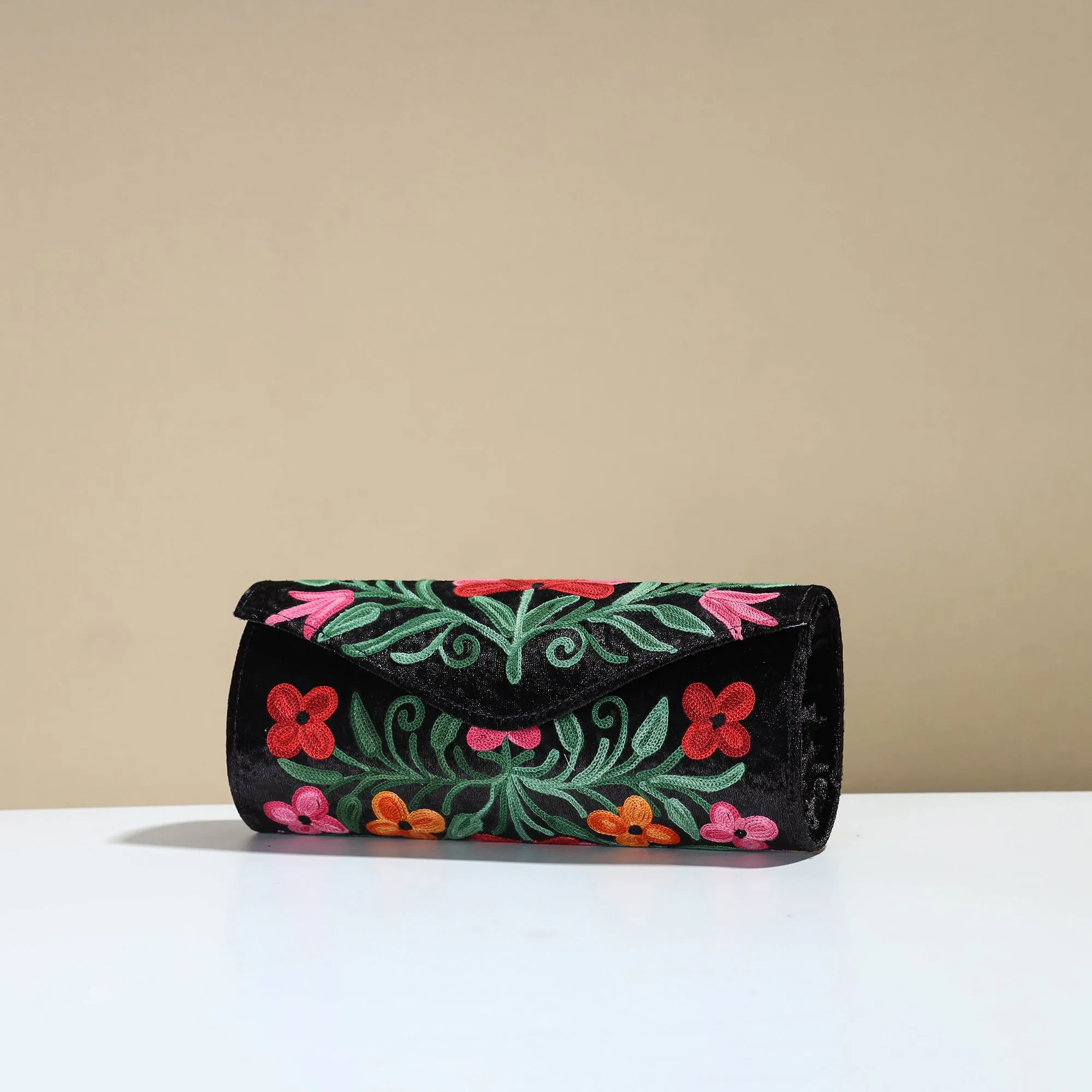 Black - Kashmiri Crewel Hand Embroidery Velvet Clutch 37