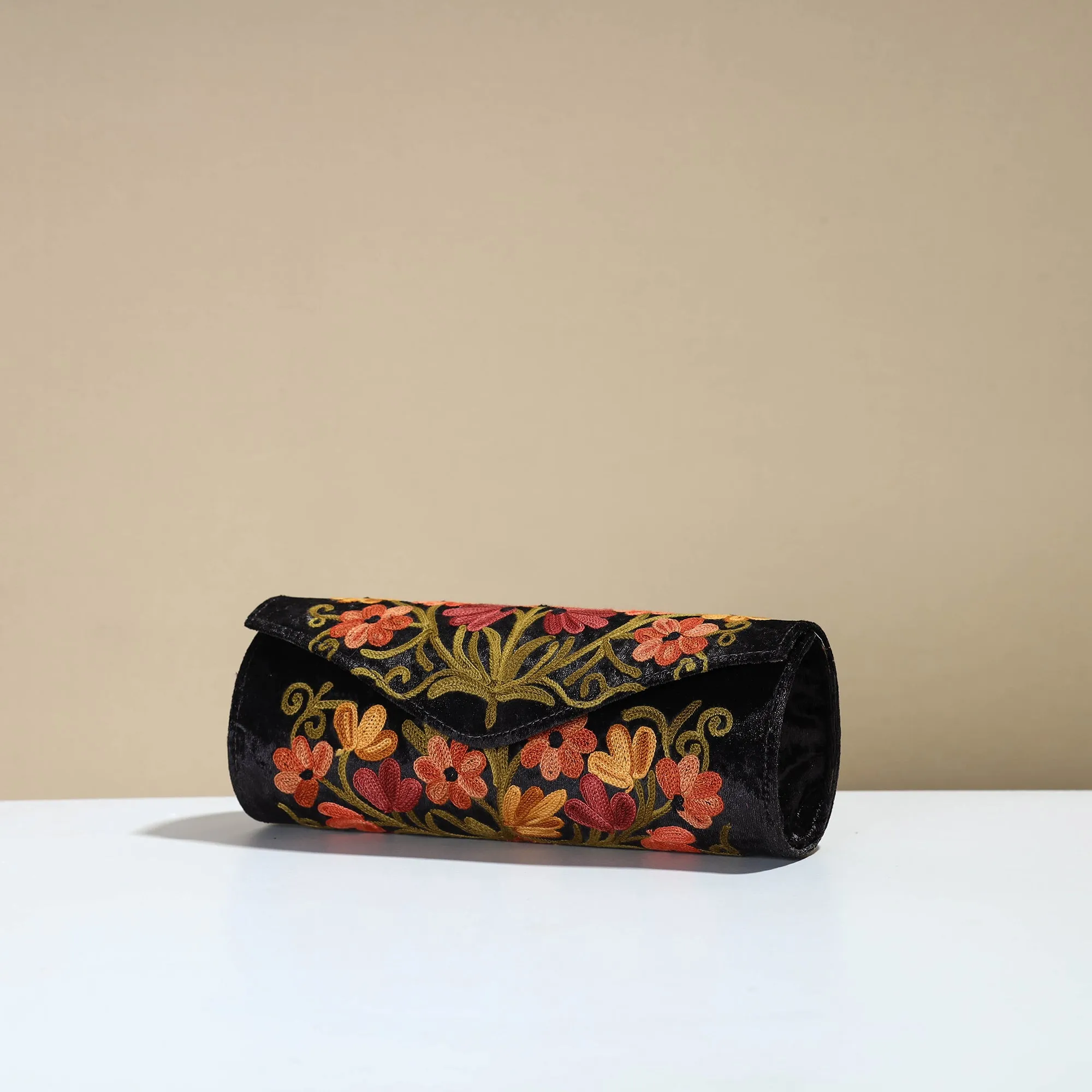 Black - Kashmiri Crewel Hand Embroidery Velvet Clutch 44