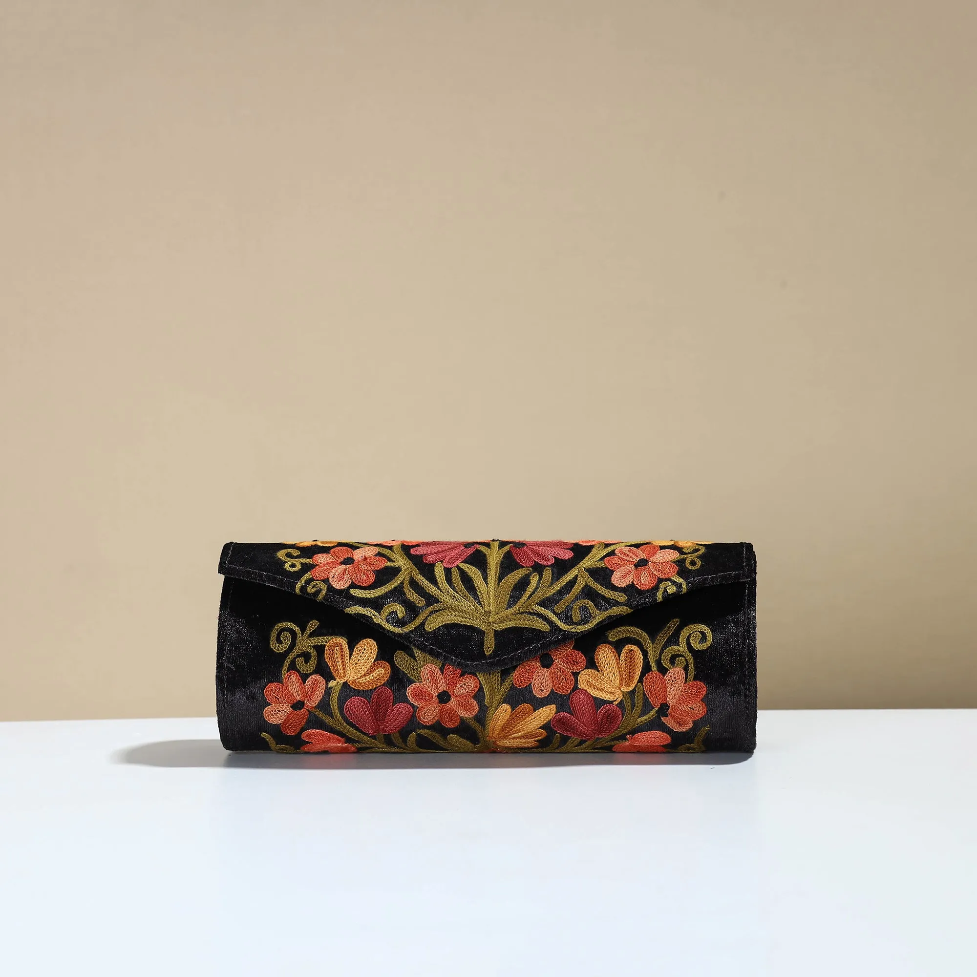 Black - Kashmiri Crewel Hand Embroidery Velvet Clutch 44