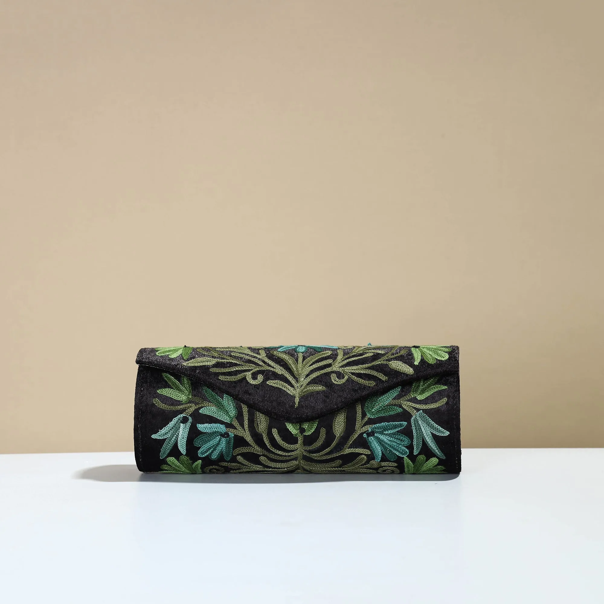 Black - Kashmiri Crewel Hand Embroidery Velvet Clutch 49