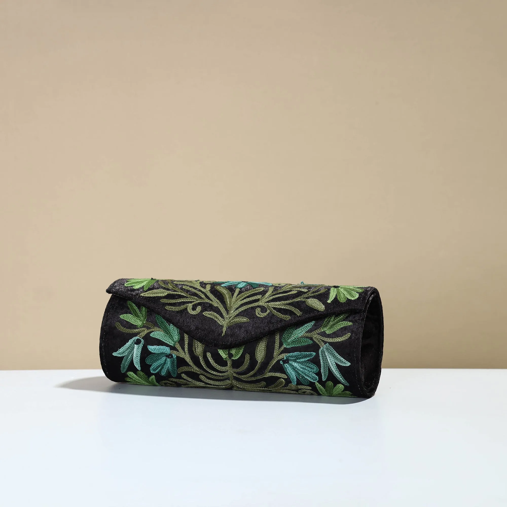 Black - Kashmiri Crewel Hand Embroidery Velvet Clutch 49