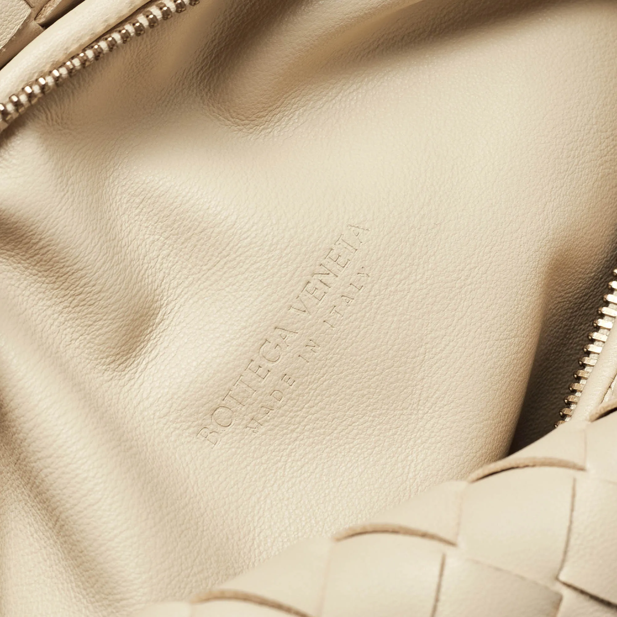 BOTTEGA VENETA Beige Intrecciato Leather Teen Jodie Hobo