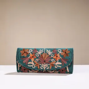 Green - Original Crewel Hand Embroidery Velvet Clutch