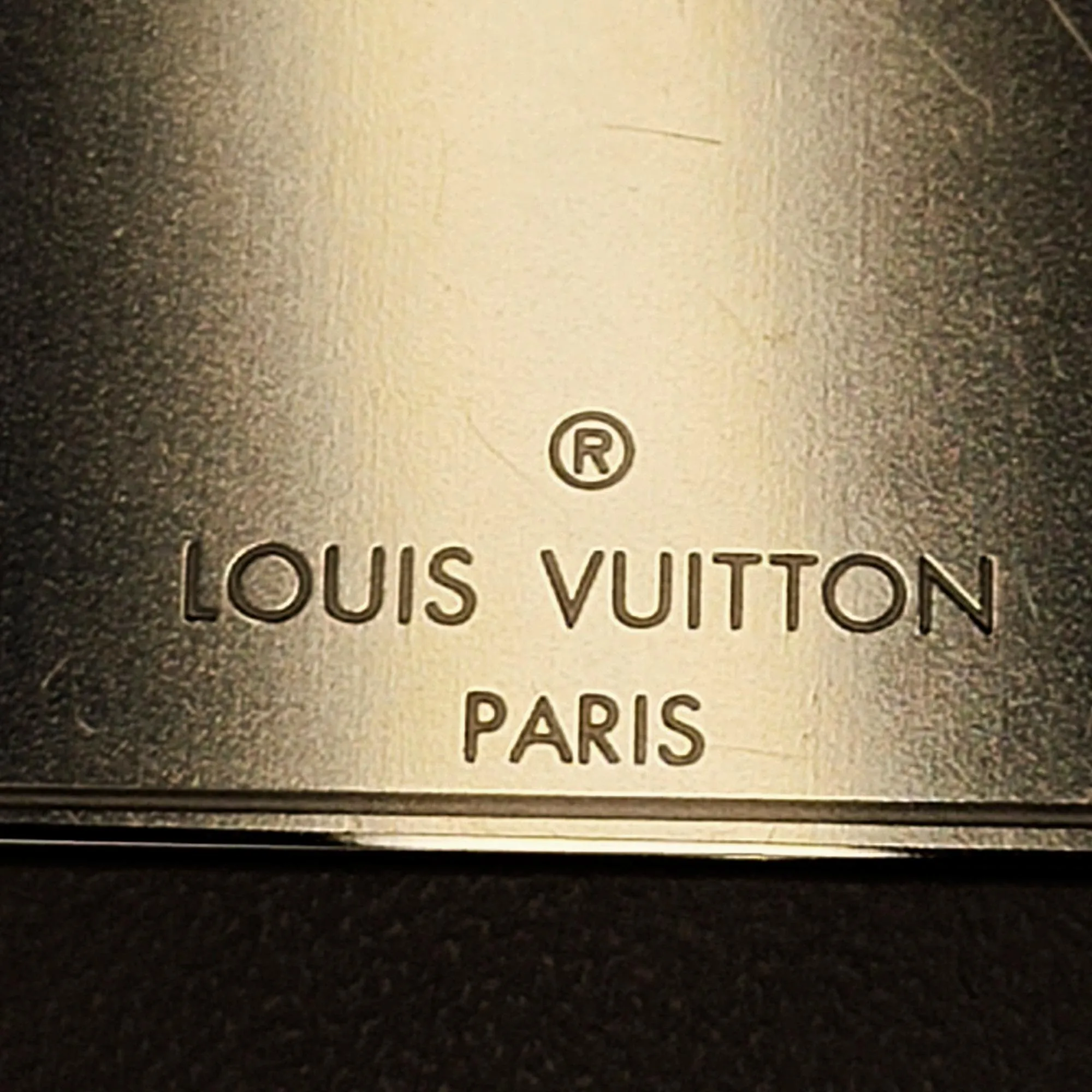 Louis Vuitton Studded Epi Twist MM (SHG-jFFShc)