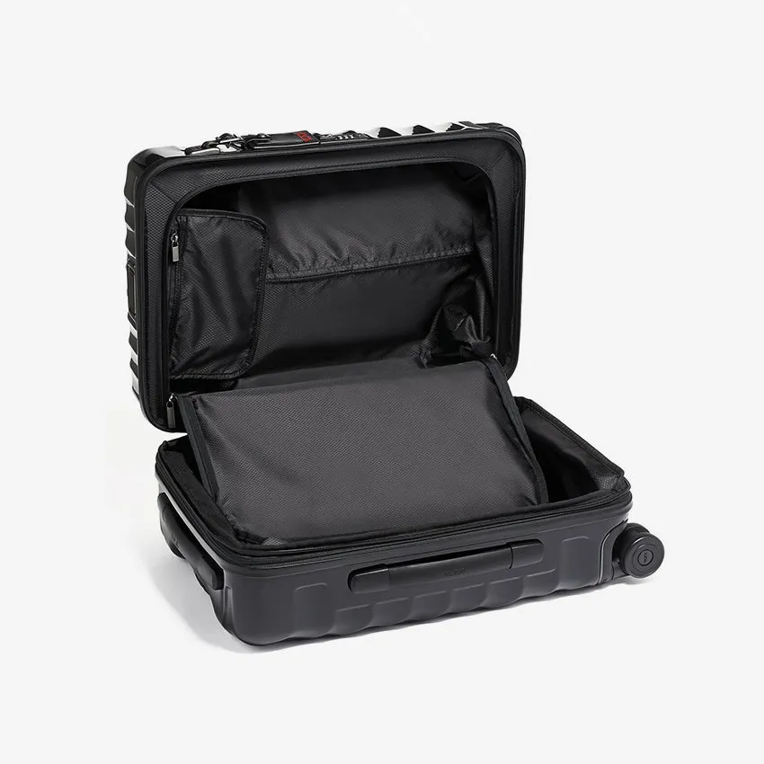 Tumi | 19 Degree International Expandable 4 Wheeled