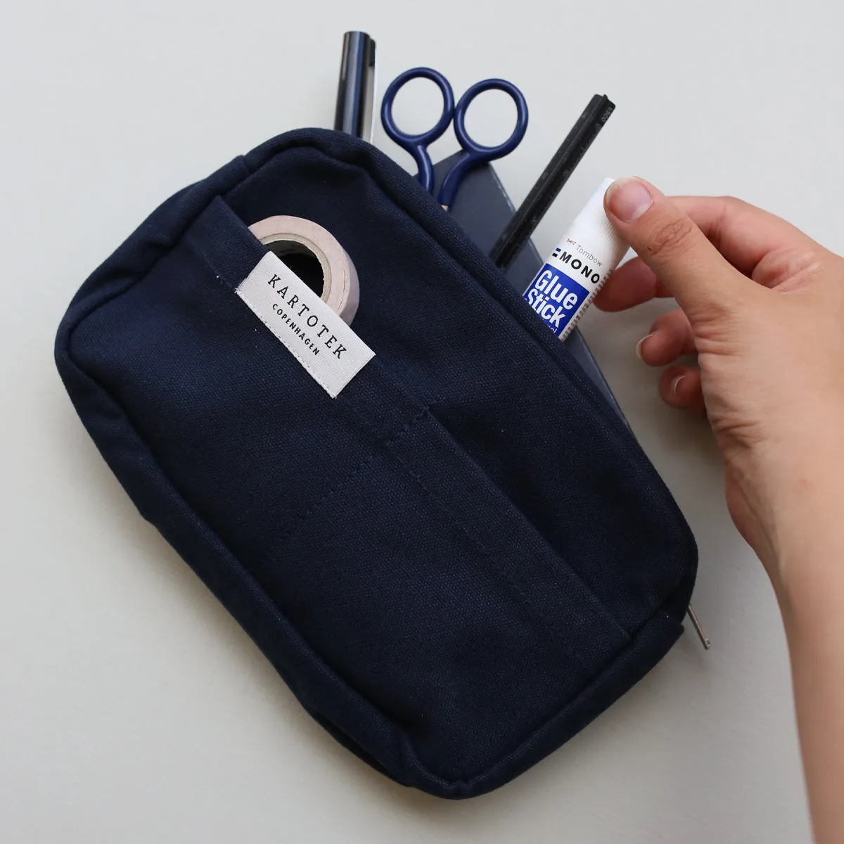 UTILITY BAG // NAVY